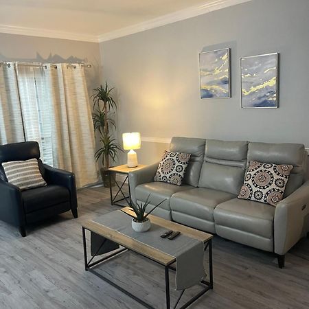 Huge One Bedroom With 2 Queen Size Beds Houston Exteriör bild