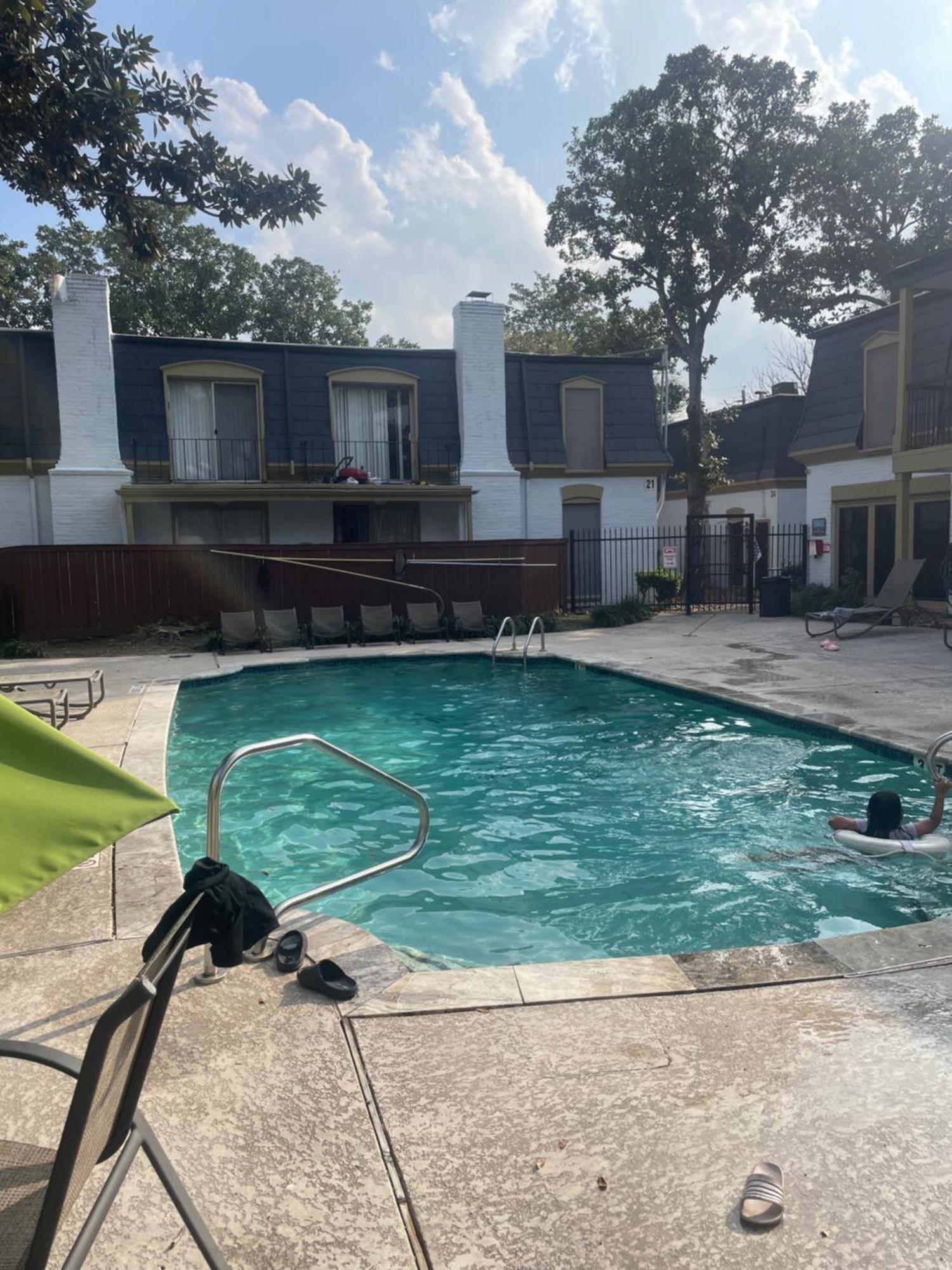 Huge One Bedroom With 2 Queen Size Beds Houston Exteriör bild